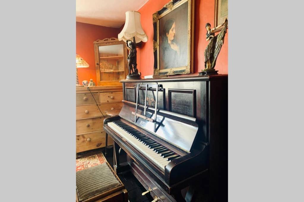 Willa Stunning 18Th Century 5 Bed House Old-Town Hastings Zewnętrze zdjęcie